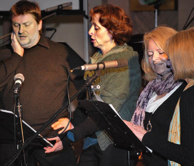 Konzentration im Nachtkonzert: Mitglie... der Hugstetter  katholischen Kirche.   | Foto: axel drber