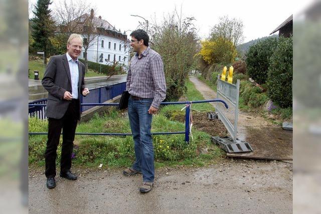 Der Auer Brckenbau beginnt