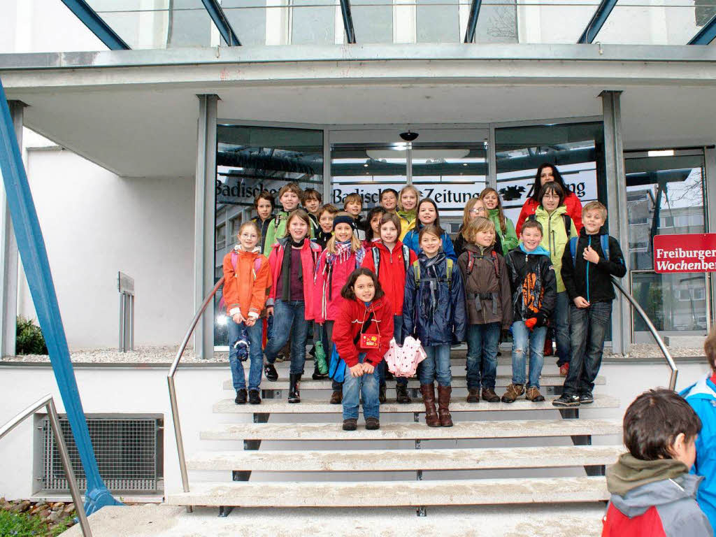Die Klasse 4d der Emil-Thoma Grundschule aus Freiburg mit ihrer Lehrerin Simone von Hofer