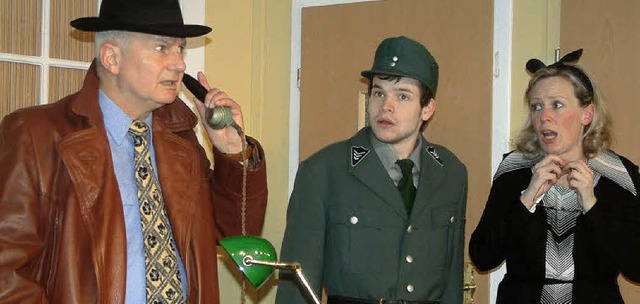 Kommissar Koller (Klaus-Peter Klein), ...rimi im Weiler Theater am Mhlenrain.   | Foto: Roswitha Frey
