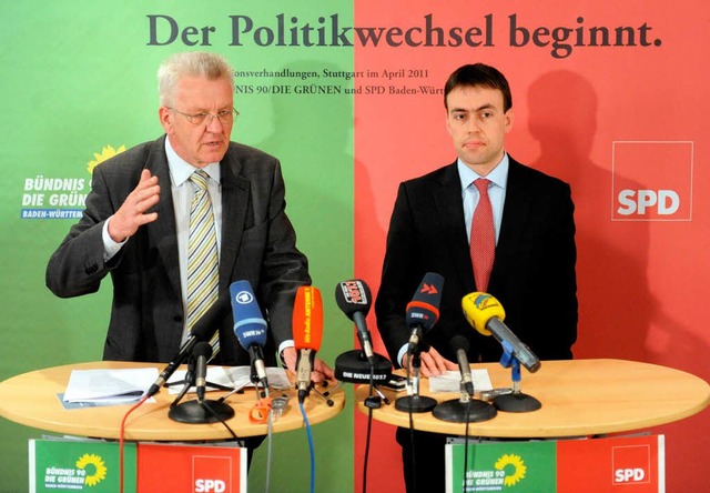Schweres Erbe: Die Verhandlungsfhrer Kretschmann und Schmid.   | Foto: dpa