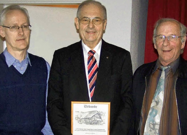 Bei der Veranstaltung zur Husergeschi...m Ehrenmitglied des Vereins ernennen.   | Foto: Rolf-Dieter kanmacher