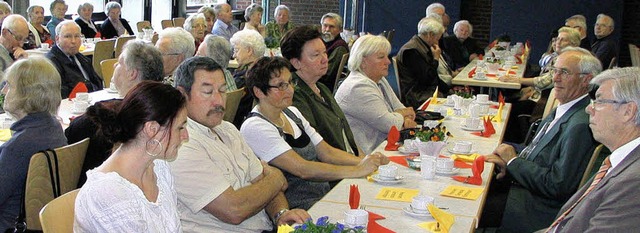 Am Wochenende  lud die Gemeinde zum al...n Seniorennachmittag in die Halle ein.  | Foto: ines Bode