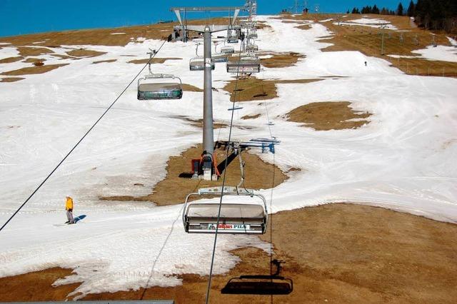 Kein Schnee mehr - am Feldberg endet die Skisaison