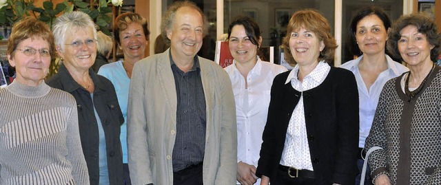 Vorstand des Freundeskreises der Stadt...rbara Lindinger und Gertrud Herbster)   | Foto: Barbara Ruda