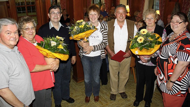 Manfred Rein (links) konnte Rita Kanzl...s: Bezirksvorsitzende  Monika Distler   | Foto: werner schnabl