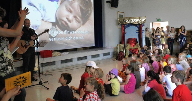 &#8222;Hallo Gott &#8211; hrst du mic...dernachmittag in Gundelfingen wissen.   | Foto: Gabriele Fssler