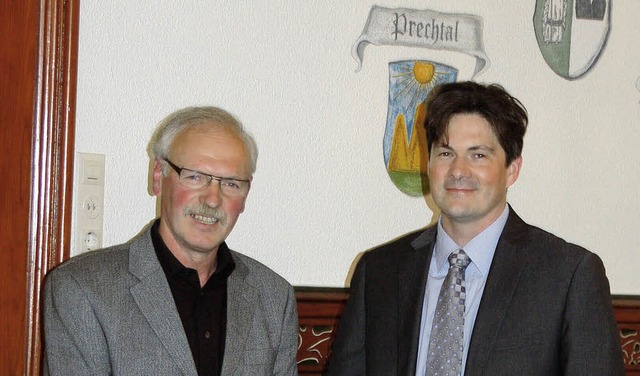 Den Dank von Ratskollegen, Brgern und...Krezer an Richard Lufer (links) aus.   | Foto: Bernd Fackler