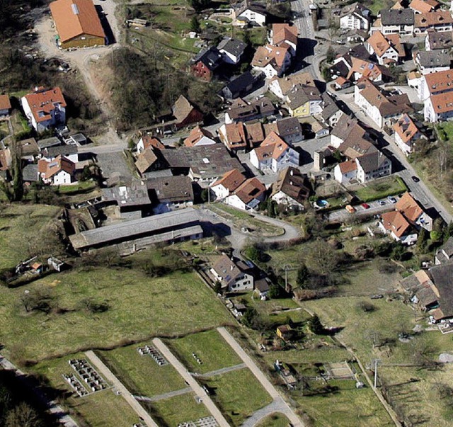 Auf dem Areal der alten Kartonagenfabr... ein Neubaugebiet erschlossen werden.   | Foto: Erich Meyer