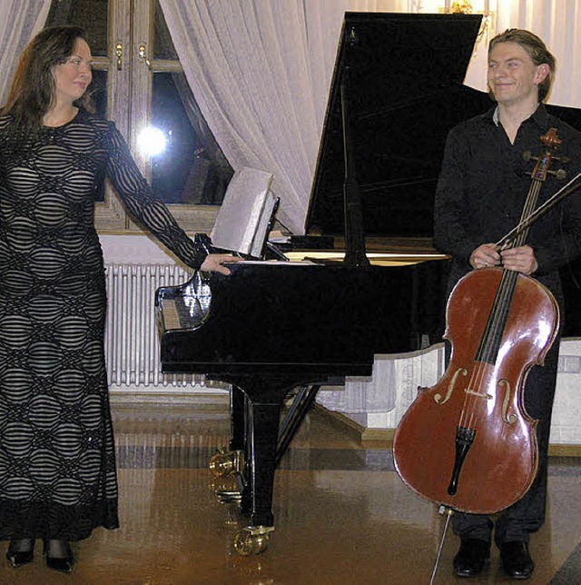Cellist Fjodor Elesin und Pianistin Al... im Festsaal des Klosters St. Blasien.  | Foto: Margrit Matyscak