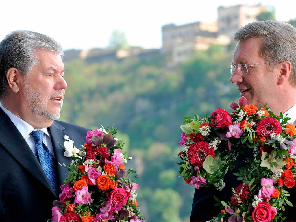 Bundesprsident Christian Wulff (rechts) und der rheinland-pflzische Ministerprsident Kurt Beck haben die Buga am Freitag erffnet.