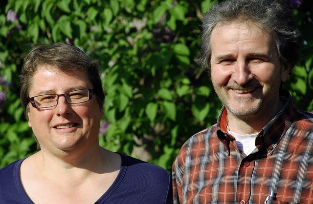 Trauerbegleiterin Brigitte Wrner und Klinikseelsorger Helmut  Ellensohn.   | Foto: Gertrude Siefke