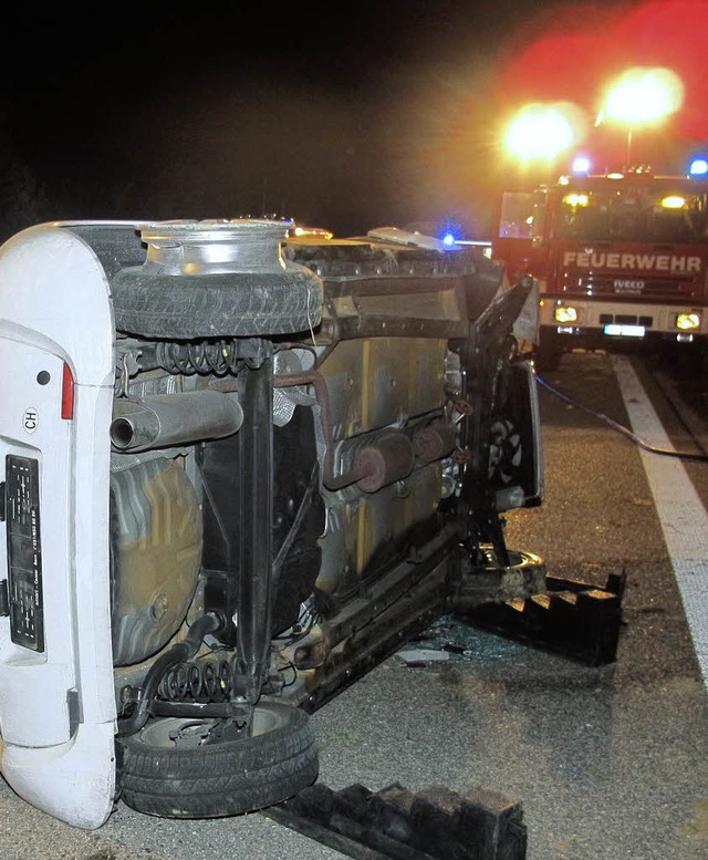 Die Fahrerin des Autos verlor auf der A 98 die Kontrolle.   | Foto: Polizei