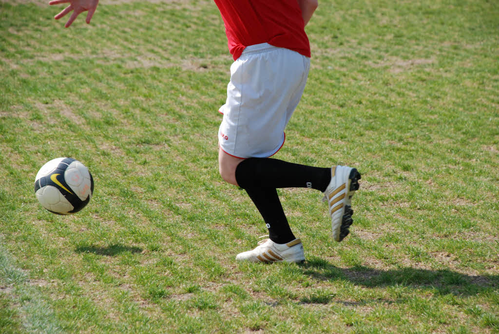 SC Freiburg sucht beim Mdchen-Fuballtag auch nach Talenten