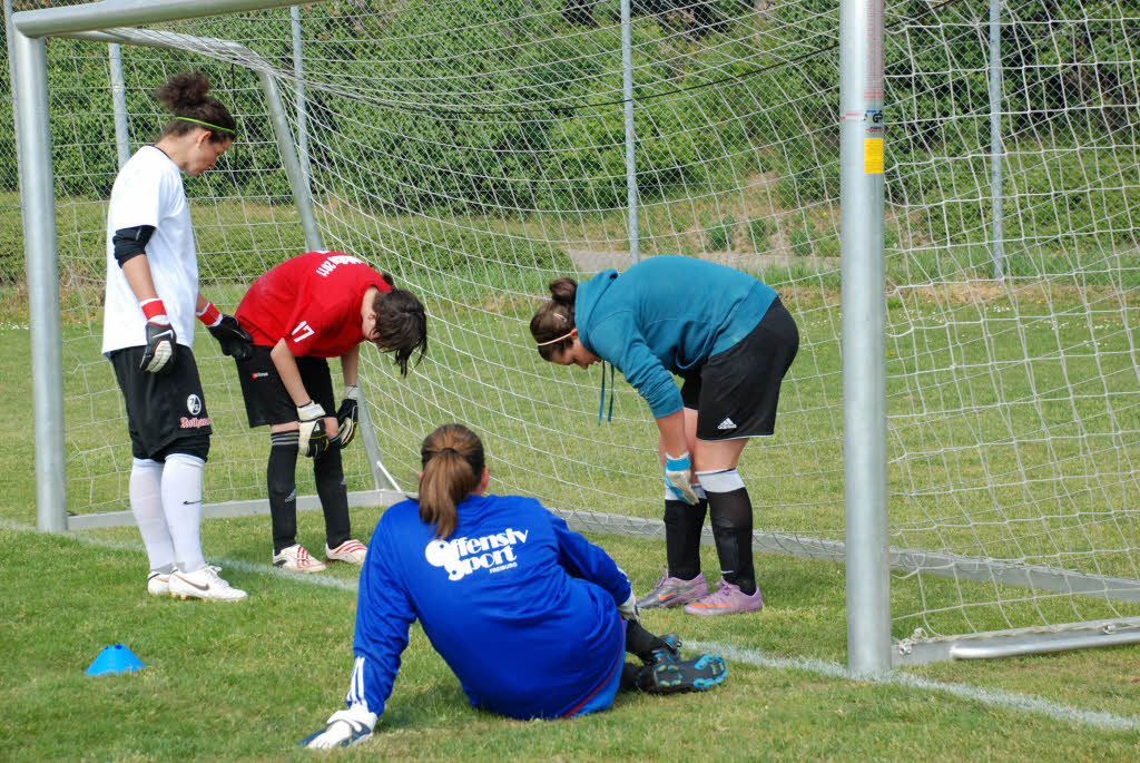 SC Freiburg sucht beim Mdchen-Fuballtag auch nach Talenten