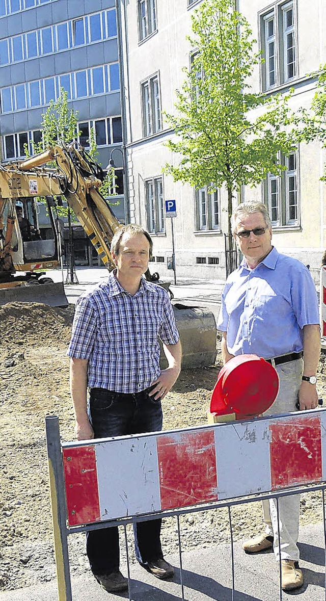 Wie hier in der Bismarckstrae beseiti...die Instandsetzungen bis Juli dauern.   | Foto: Herbst