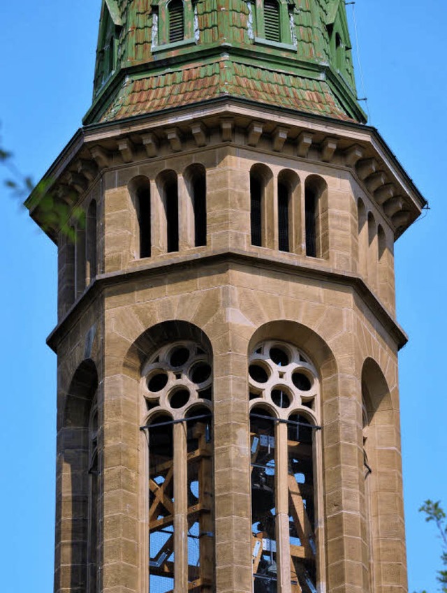 Vom Turm der Christuskirche tnen wieder Glocken.   | Foto: rita Eggstein