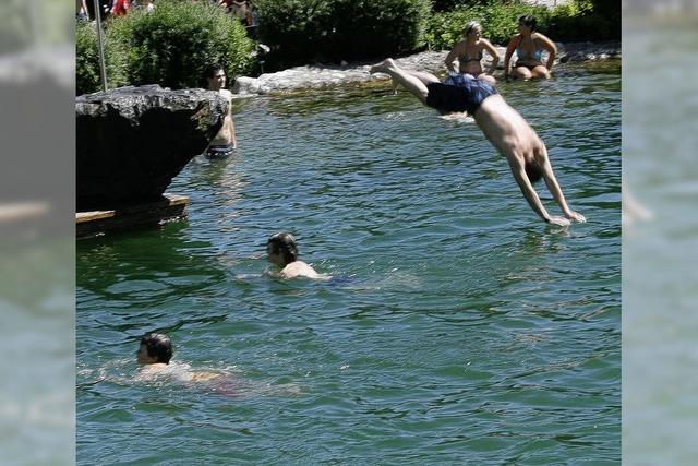 Badesaison beginnt im Mai