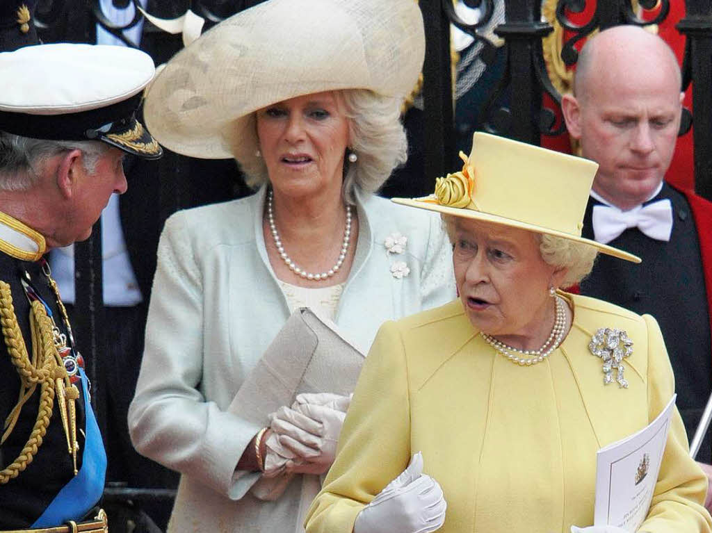 Ebenfalls gut behtet: Prinzessin Camilla und die Queen.