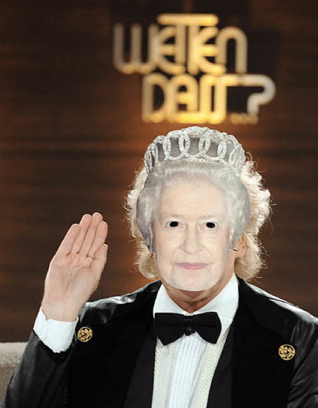 In die Jahre gekommen &#8211; Showmaster Thomas Gottschalk hinter Queen-Maske  | Foto: DAPD