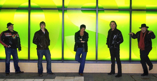 Die Band (von links):  Mario Reinfarth...iegler, Peter Oehler und  Bernd Wetzel  | Foto: band