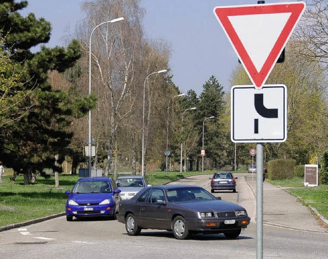 Die Einmndung der Dammstrae in die W...hang mit der Zollfreien Probleme auf.   | Foto: Nikolaus Trenz