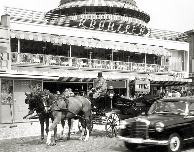 Das berhmte Caf Kranzler am Kudamm im Jahr 1960   | Foto: dpa/Archiv