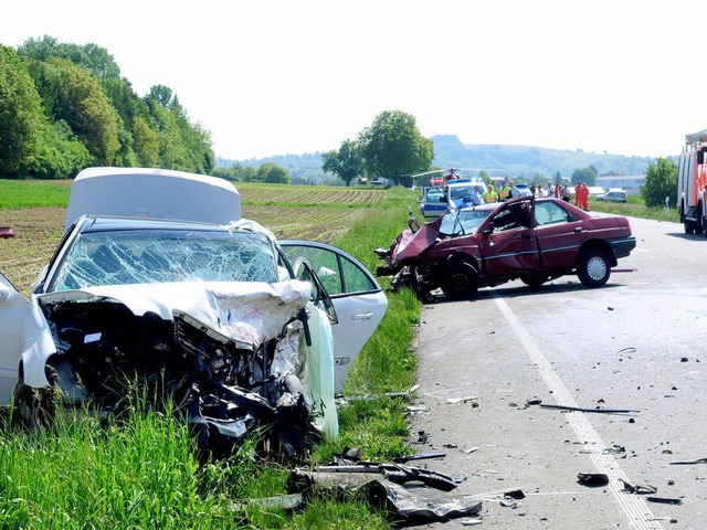 Die Fahrer zweier Autos sind am Mittwo... einem Unfall tdlich verletzt worden.  | Foto: Wolfgang Knstle