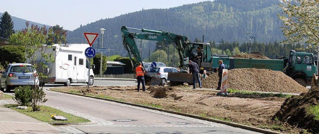 Im Titisee wird die Einfahrt zum Groparkplatz erweitert.   | Foto: Winckelmann