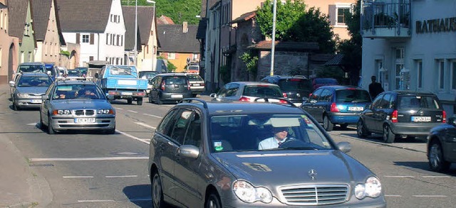 Kndringer Ortsmitte als Verkehrsknotenpunkt  | Foto: Sylvia-Karina Jahn