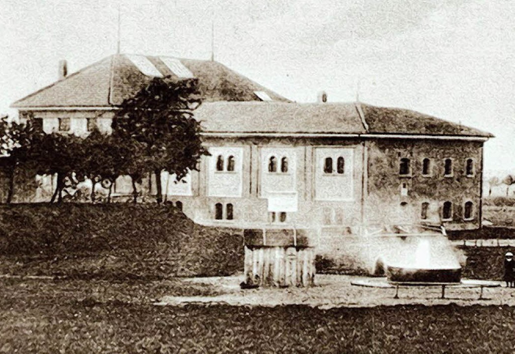 Das erste Badehaus    | Foto: Postkartenarchiv Claus Hofmann