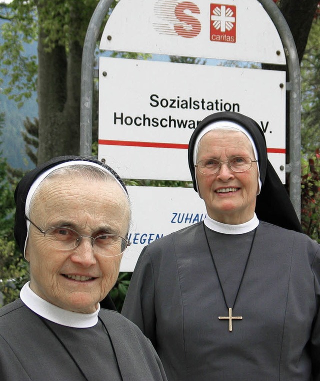 Schwester  Silvia und Schwester Luitru...Dafr wollen wir uns bedanken.&#8220;   | Foto: Eva Weise