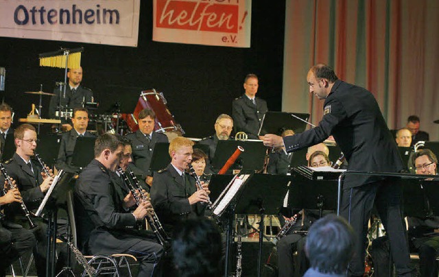 Stefan Weber kitzelte aus seinen Musikern Hchstleistungen heraus.   | Foto: heidi fssel