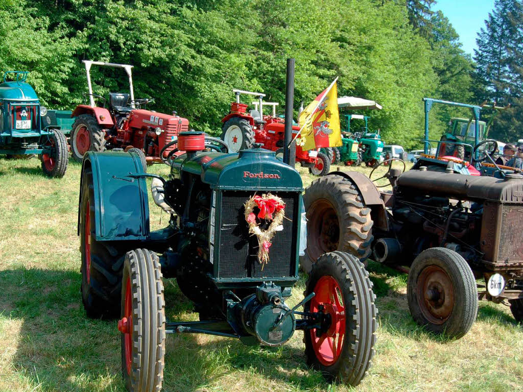 Bulldogtreffen und Bauernolympiade in Diersburg.