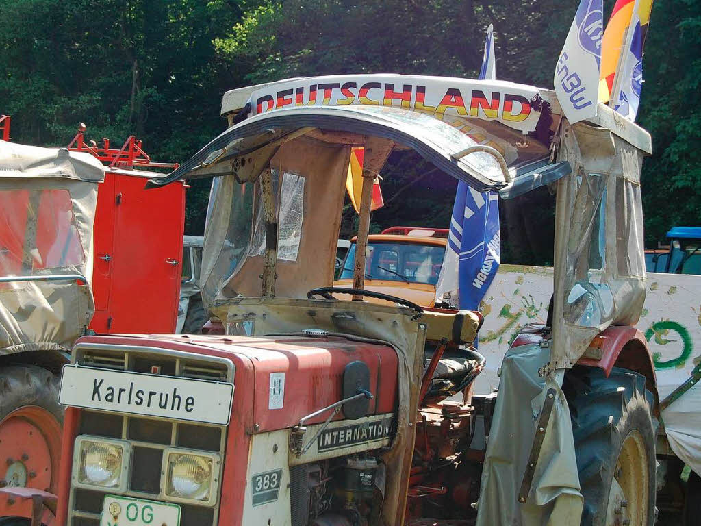 Bulldogtreffen und Bauernolympiade in Diersburg.