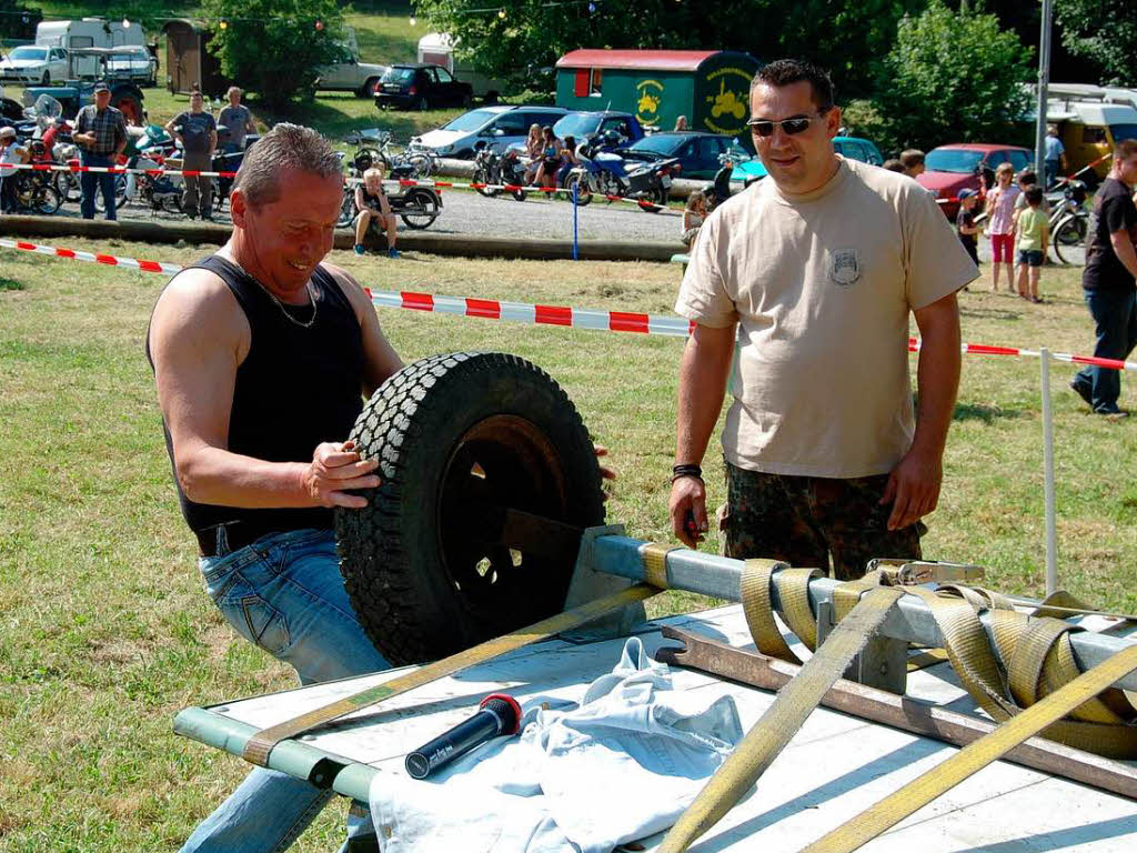 Bulldogtreffen und Bauernolympiade in Diersburg.