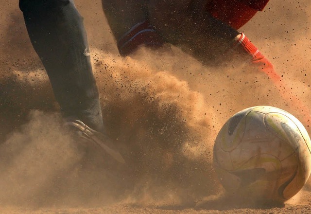 Der SV Hinterzarten behielt im Saiger ...urm die bersicht und siegte mit 3:0.   | Foto: Seeger