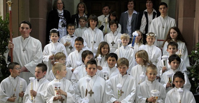 22 Kinder empfingen in der Kirche St. Maria erstmals die heilige Kommunion.   | Foto: Hans-Jrgen Hege
