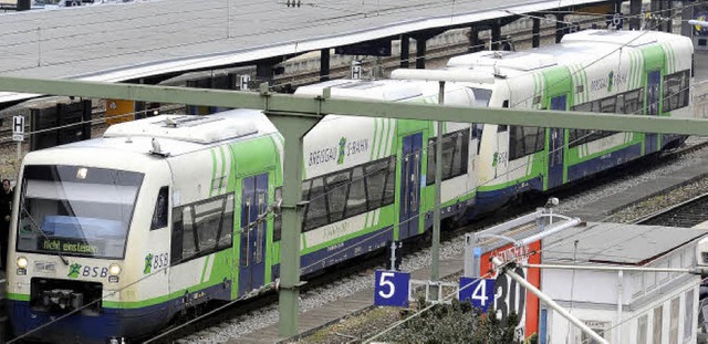 Die Breisgau-S-Bahn wird in den kommen...r rund 380 Millionen Euro ausgebaut.   | Foto: Schneider