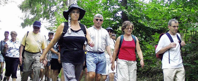 Auf geht&#8217;s in Richtung Gesundhei...n &#8222;Fit uff&#8217;m Wald&#8220;.   | Foto: Peter Schtz