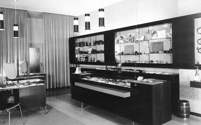 Optiker Ueberall wird 50 Jahre / Bild von 1961  | Foto: Privat