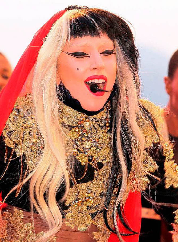 Lady Gaga bei einem Auftritt im Rahmen des Festivals