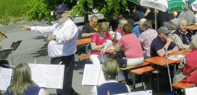 ber zahlreiche Gste freute sich der ... &#8222;Jantar&#8220; aus der Schweiz.  | Foto: Kanmacher