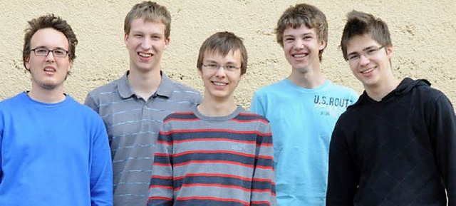 Lorenz Eberhardt (2. von rechts) ist M...Patrick Paluch (von links) angehren.   | Foto: Privat