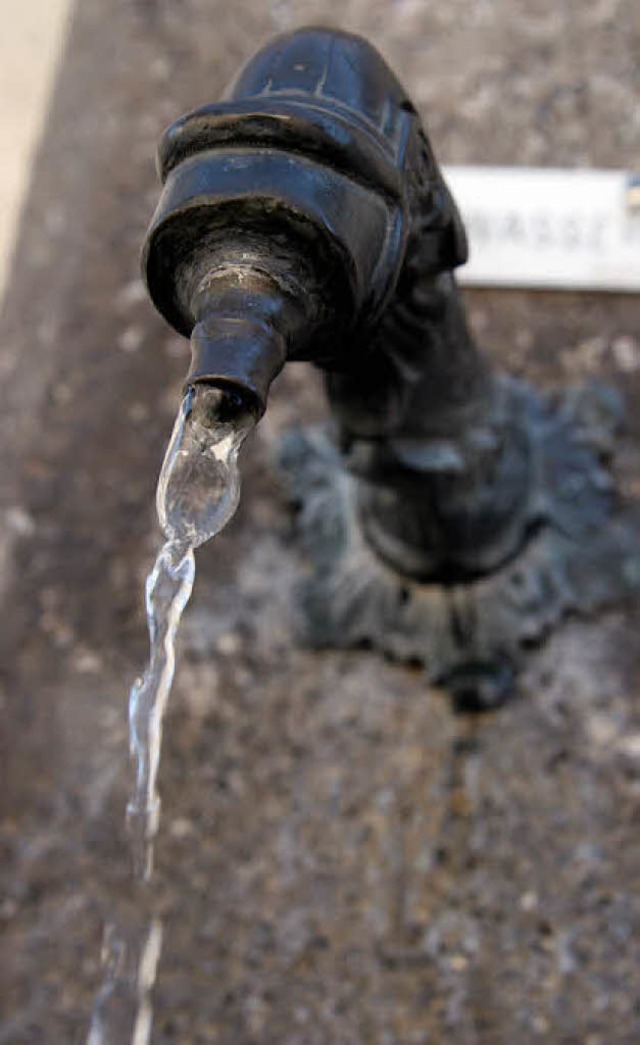 Nur an wenigen Orten, so wie an diesem..., ist Trinkwasser kostenlos zu haben.   | Foto: H. Schnherr