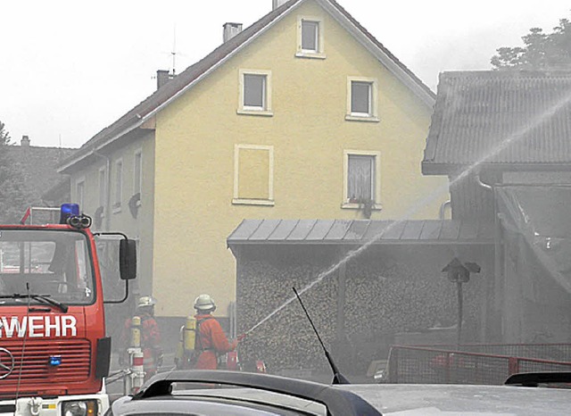 Eine schadhafte Elektroleitung war Ursache des Brands am Dienstag in Kirchen.   | Foto: Schopferer