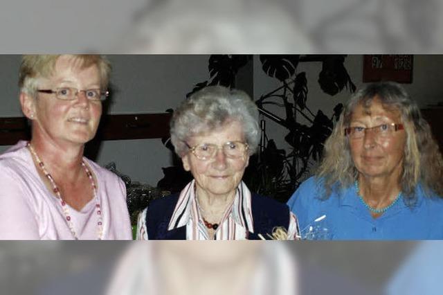 Frauenverein hilft bei der Altenhilfe im Ortsteil
