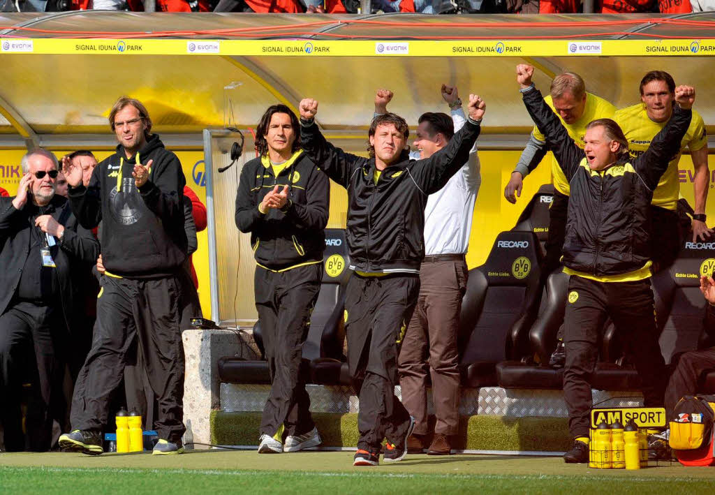 Groe Party in schwarz-gelb: Der BVB ist deutscher Meister.