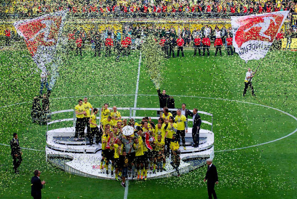 Groe Party in schwarz-gelb: Der BVB ist deutscher Meister.