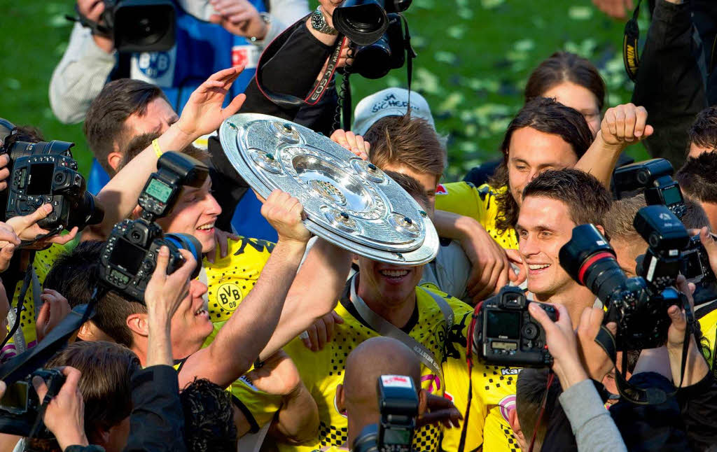 Groe Party in schwarz-gelb: Der BVB ist deutscher Meister.